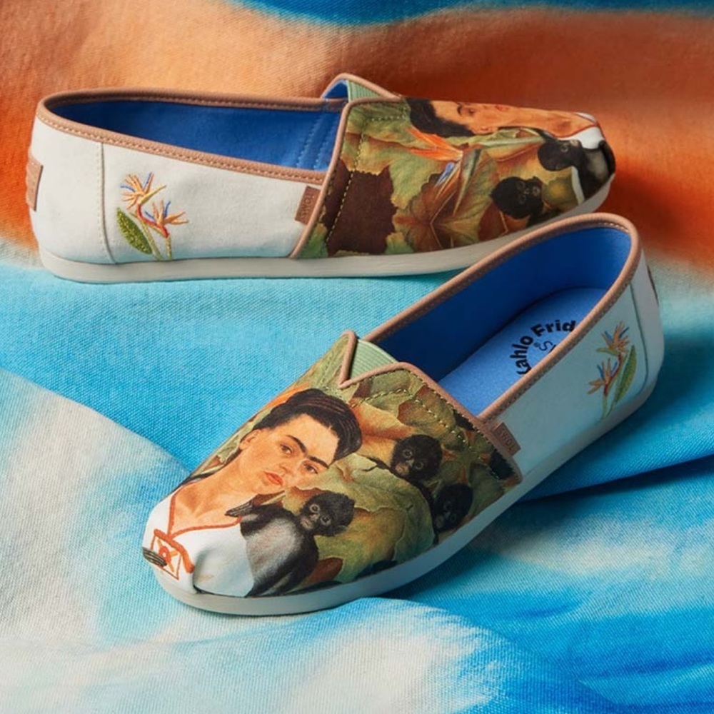 TOMS X FRIDA RARE LIMITED EDITION ALPARGATA SLIP ON SHOES SIZE 8